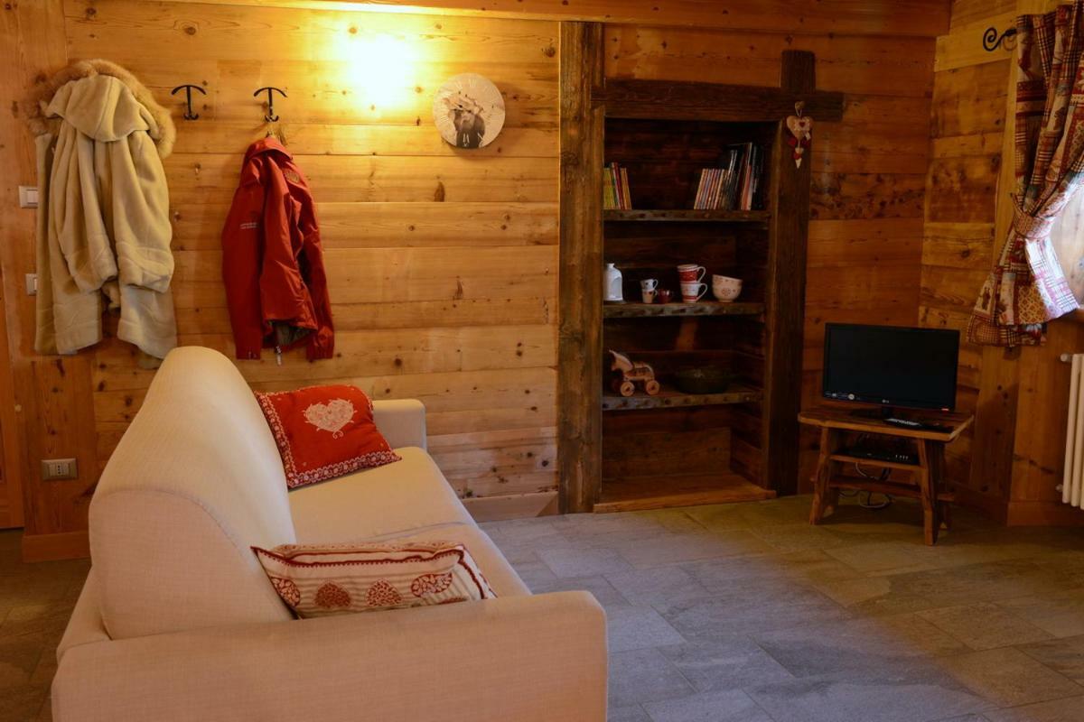 Vieilles Maisons D'Introd Eksteriør billede